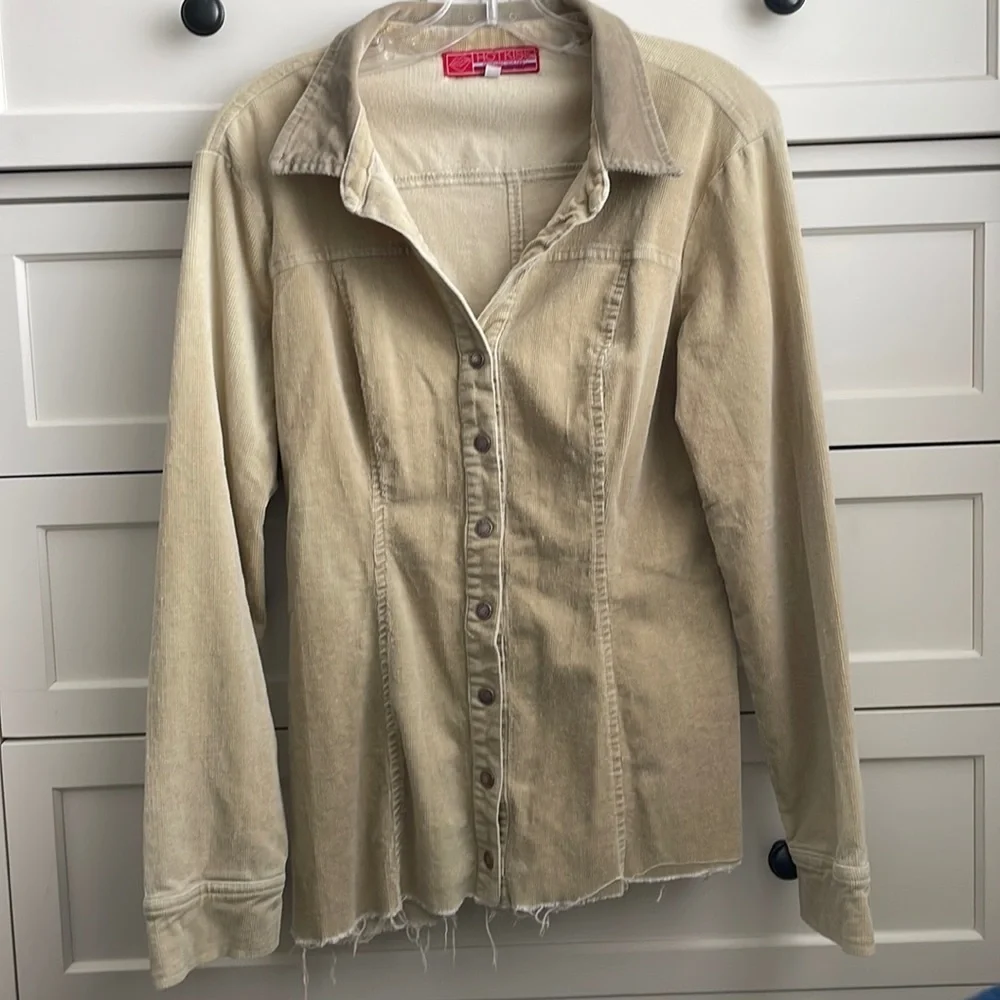 Hot Kiss Women’s Tan Jacket w/ Front Snap Buttons & Frayed Bottom Hem - Size L